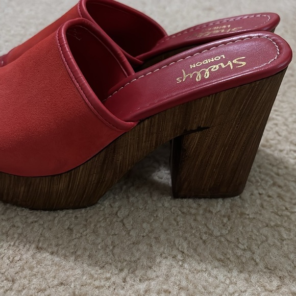 Shelly’s London sandals - Picture 2 of 5